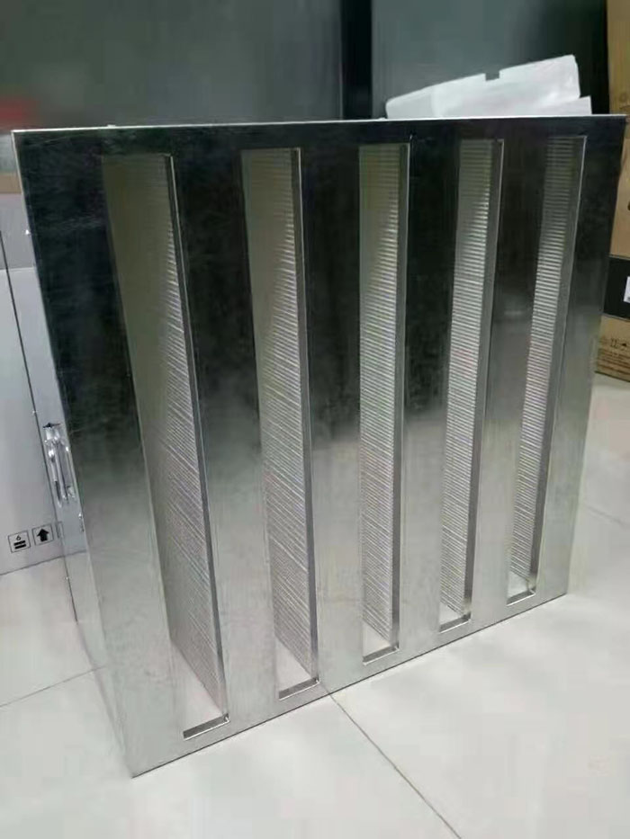 V型高效空氣過(guò)濾器又稱W型高效過(guò)濾器，箱式高效過(guò)濾器，W型V型組合式高效過(guò)濾器