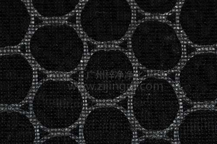 板式蜂窩活性炭過濾器具有比表面積大、吸附效率高、風阻小、壽命長等特點。