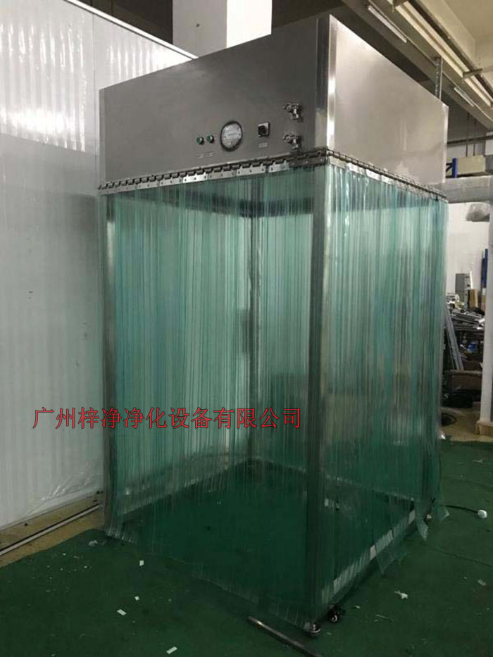 層流采樣車廣泛適用于醫(yī)藥、制劑、電子、精密儀器、儀表、食品等行業(yè)的特殊場合的原輔物料的采樣。