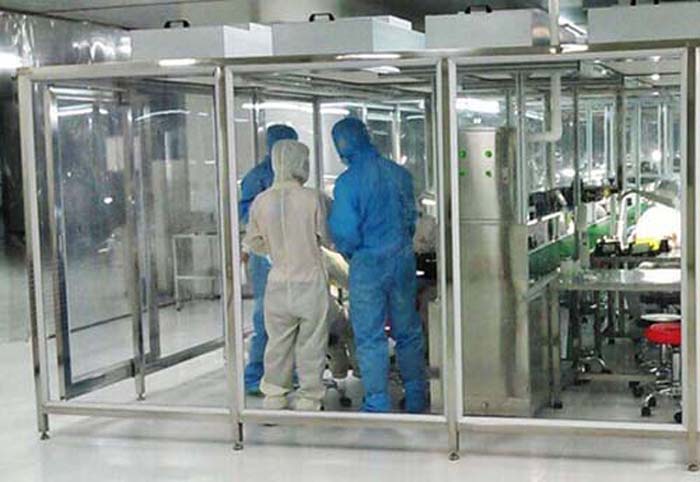 使用潔凈棚時(shí)，應(yīng)確保凈化空氣系統(tǒng)正常運(yùn)行，避免空氣污染。